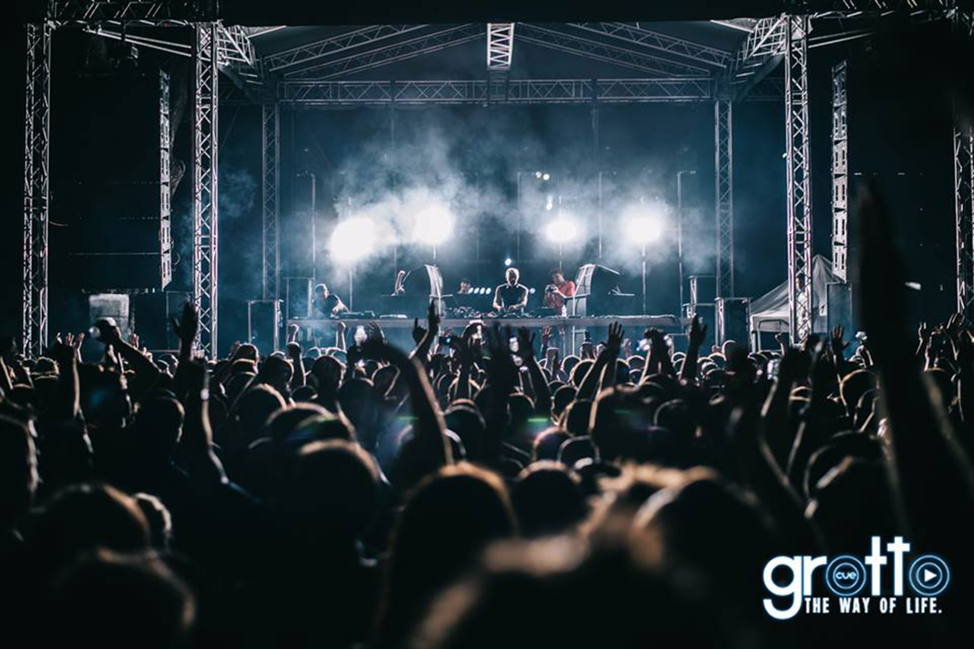 GROTTO REVIEW: Apgrade w/ Richie Hawtin GROTTO REVIEW: Apgrade w/ Richie Hawtin