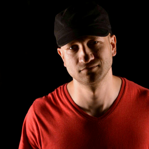 Tom Bug intervju