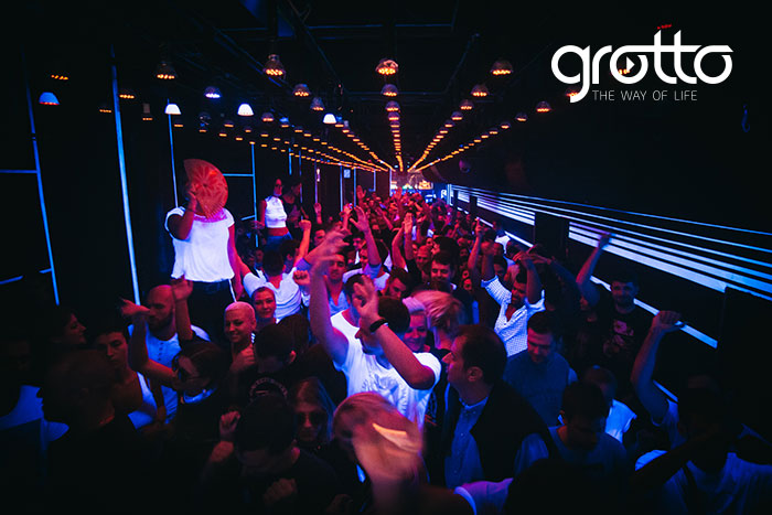 Petar Dundov Recenzija