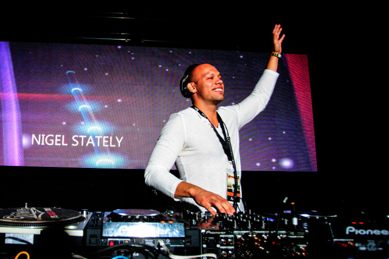 Nigel Statley po prvi put u Srbiji večeras!