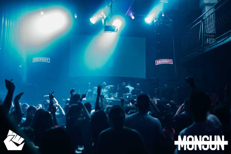 SAMO-TVRDO Monsun Ilija Djokovic Andrew Meller Phill Dansmore