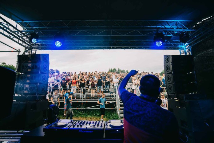 Raqa Get It Grotto DJ recenzija