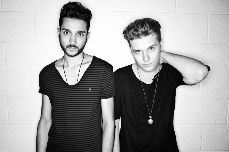 Vodimo vas u Hangar gde će nastupiti Adriatique i Woo York