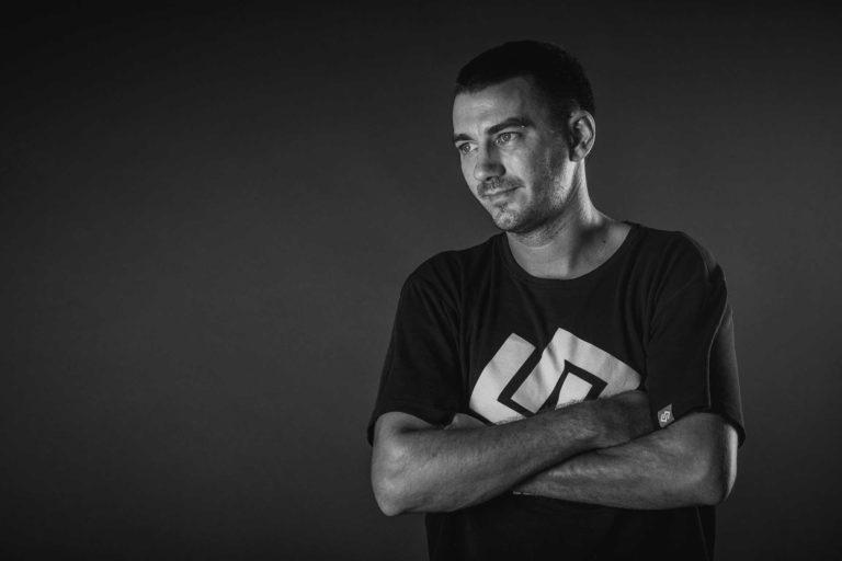 DJ i producent Andrew Meller.