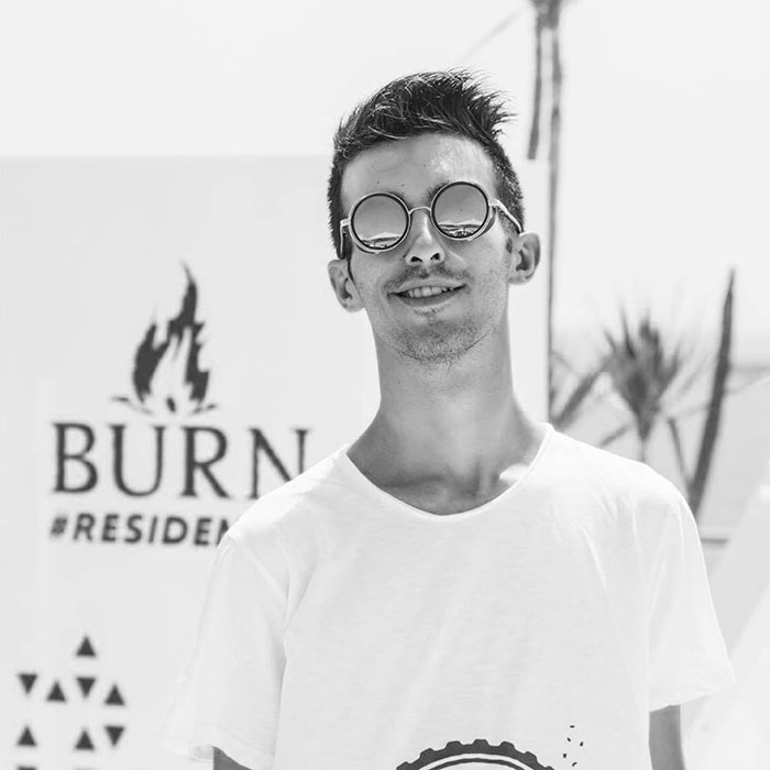 Peter Portman Petru Little P