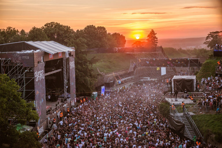 SVETSKA PREMIJERA: Objavljen novi film o fenomenu mts Dance Arene na Exitu!