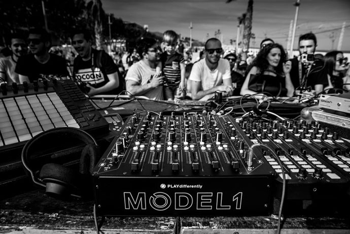 Model 1 PLAYdifferently