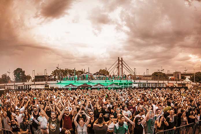 Topljenje Victor Ruiz Oliver Huntemann recenzija