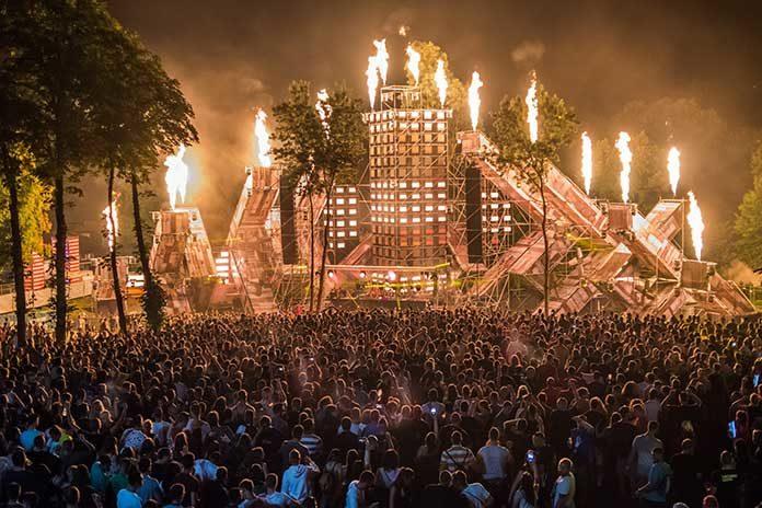 Lovefest 2018 Fire Stage recenzija