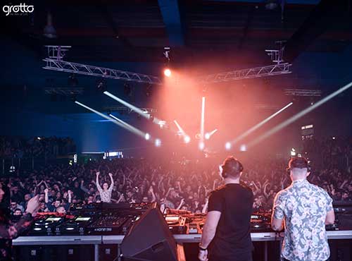 Wise D & Kobe Hot Since 82 Hangar 2019