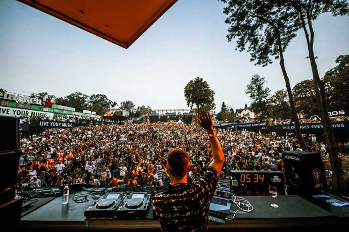 Richie Hawtin Fire Stage Lovefest 2019