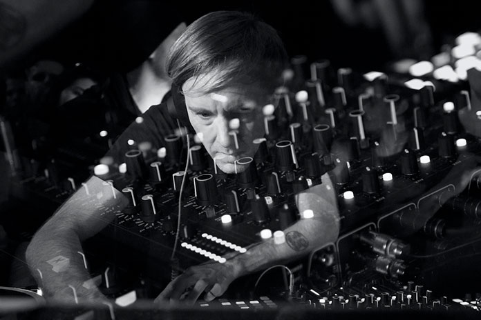 Apgrade: Rasprodate karte za nastup Richie Hawtina u klubu Drugstore