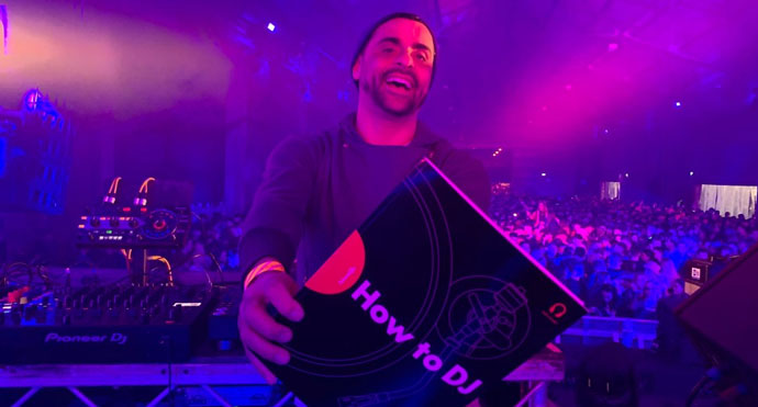 FeatureDJs How To DJ