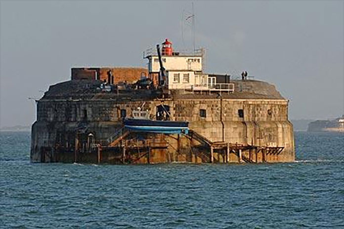 Spitbank Fort vojna baza Pendulum