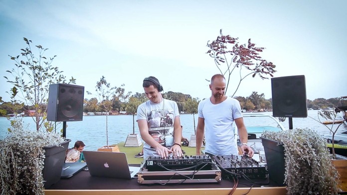 grotto djs waterski rush house session