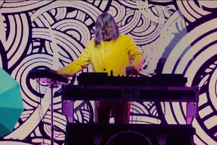 dRUMELODY Sad Umbrellas