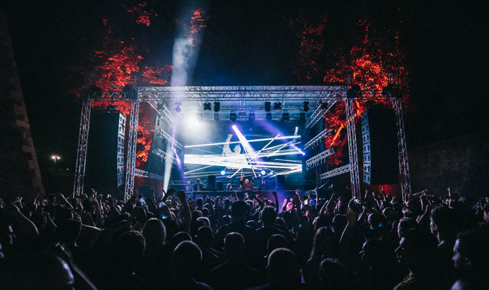 Sven Vath Apgrade Kalemegdan by Benny - Take A Moment