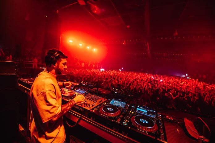 Hot Since 82 tokom svog nastupa u Hangaru Luke Beograd 25. marta 2023. godine.