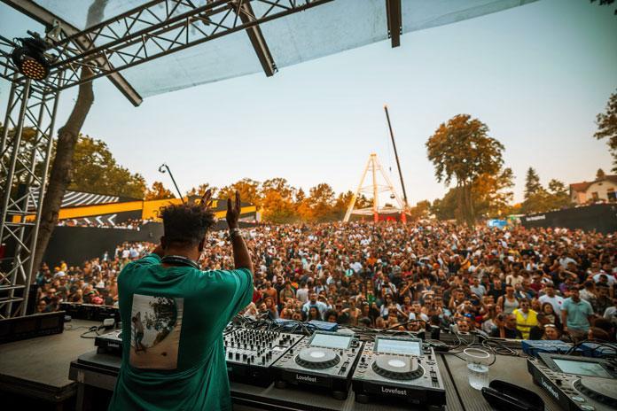 Jamie Jones nastup na Lovefestu 2022. godine.