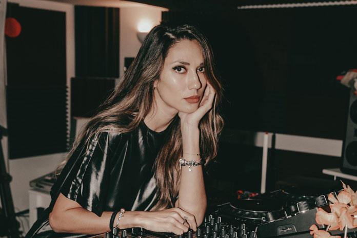 DJ Manda Moor. Photo by Justin Prinz.