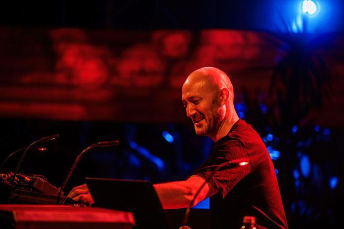 Paul Kalkbrenner tokom svog nastupa na EXIT festivalu, Dance Areni 2021. godine.