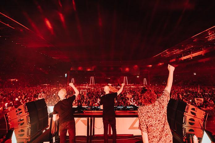 Above & Beyond, fotograf Luke Dyson.