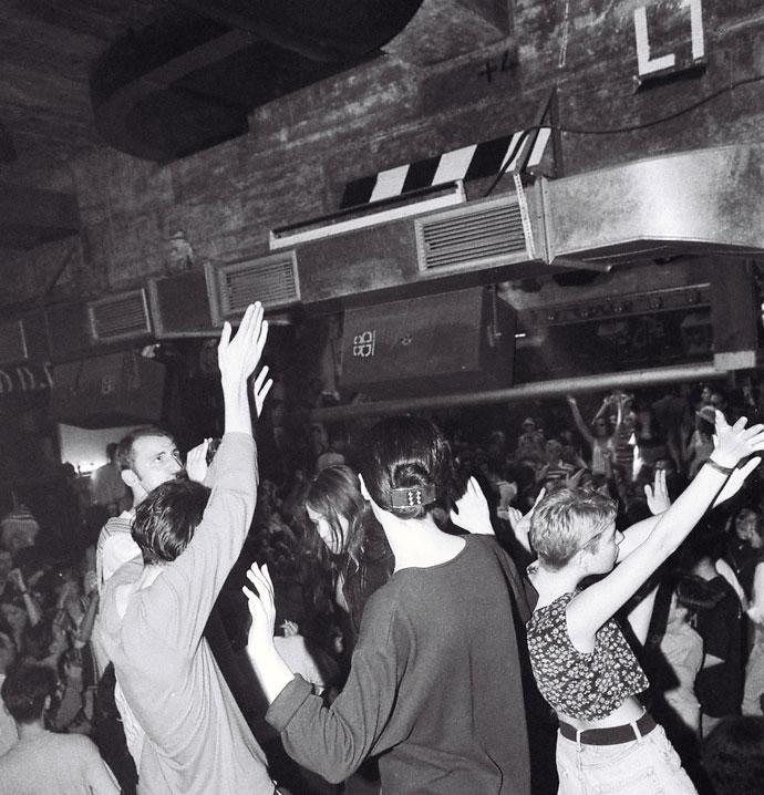 Fotografija iz filma Bajka bespovratnog vremena.