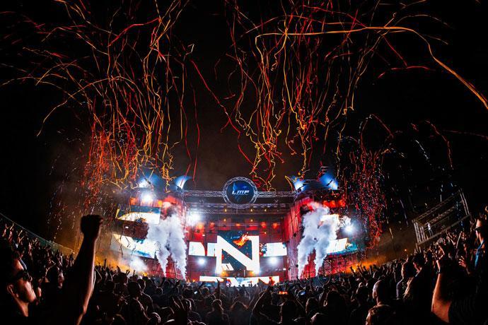 Claptone i The Masquerade Show na LMF festivalu, fotografisao Marko Edge.