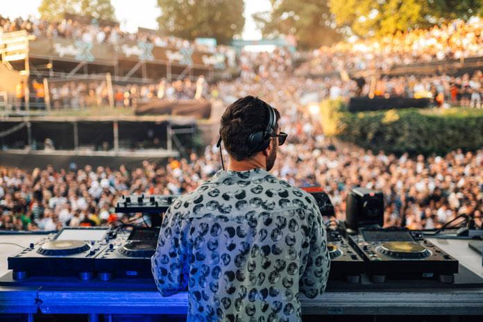 Hot Since 82 nastupa na EXIT Dance Areni 2023. godine.