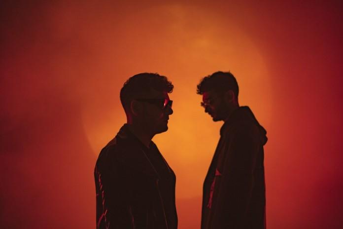 Adriatique duo se vraća na Topljenje sa četvoročasovnim DJ setom