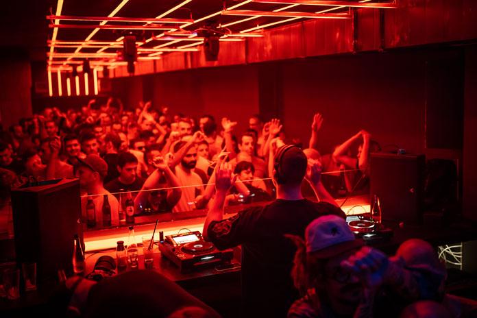 DJ i producent Ilija Djokovic u Clubu Kult.