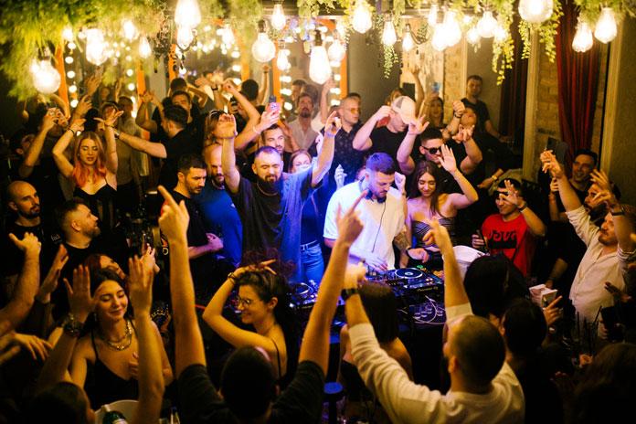 PROSTO. organizacija i njihova žurka u Backstage klubu u Beogradu. Fotografisao Mladen Milinović.