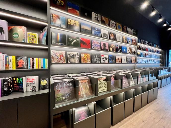 MASCOMSTORE TERAZIJE_foto Mascom