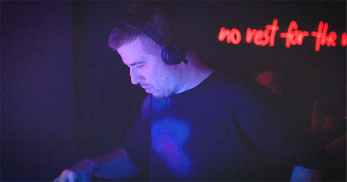 DJ Nemax u klubu Kult.