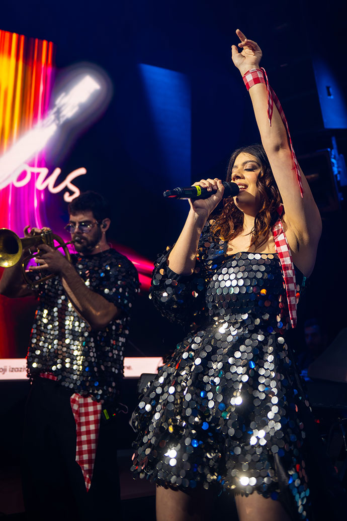 Iva Lorens i A.N.D.R. na IQOS Curious X događaju u klubu Kran u Beton Hali, fotografija Live Production.