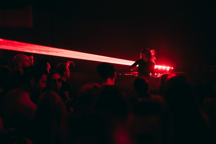 Tijana T i Dea Dvornik u Karmakomi za početak leta