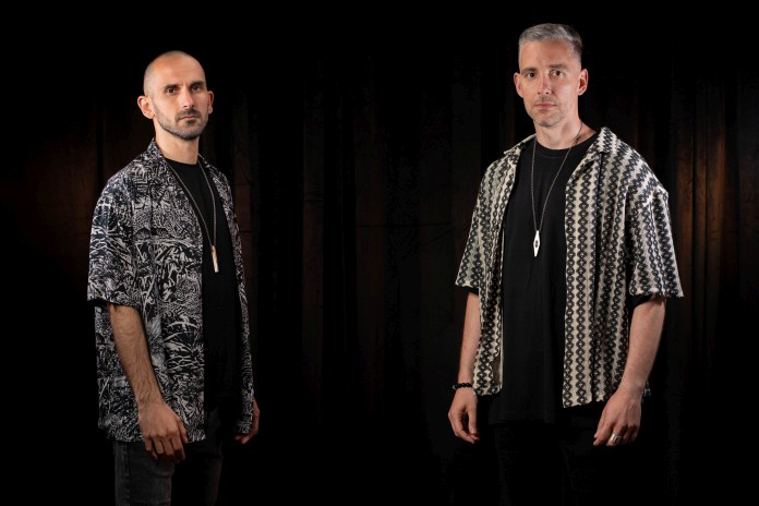 DJ duo Ivandis & Tinik DJ duo Ivandis & Tinik