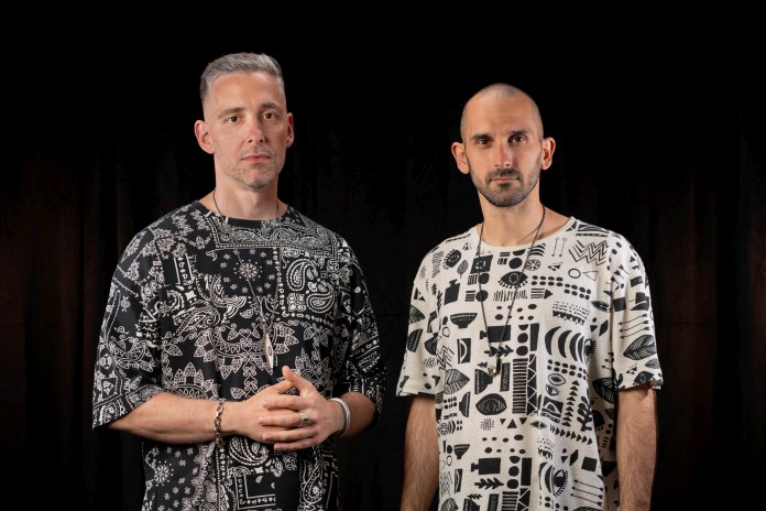 Ivandis & Tinik objavili “Batie” – prvo izdanje za Cafe De Anatolia Ivandis i Tinik objavili Batie prvo izdanje za Cafe De Anatolia