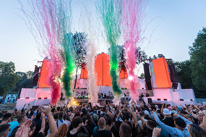 Lovefest 2025, Fire Stage, fotografisao Aleksandar Milosavlejvić AXM.