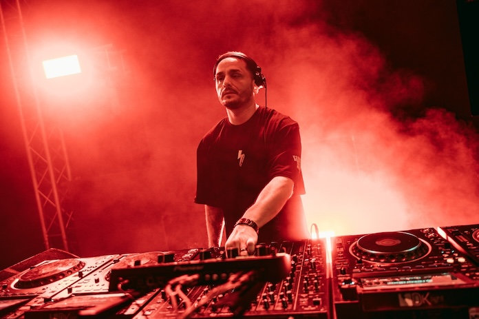 RanchaTek objavio Neon Pathway na above&unknown