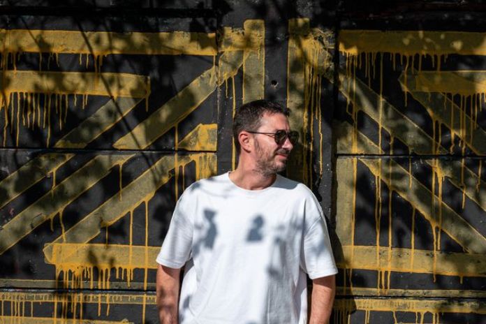 DJ i producent Andrew Meller.