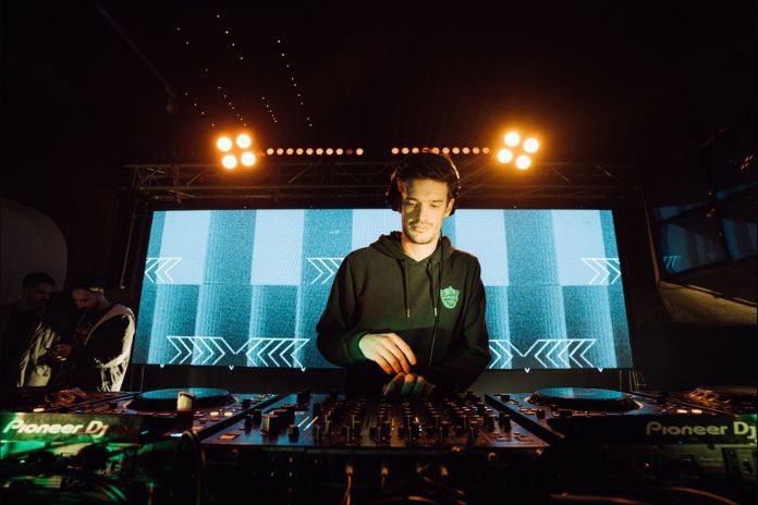 DJ i producent Xam.